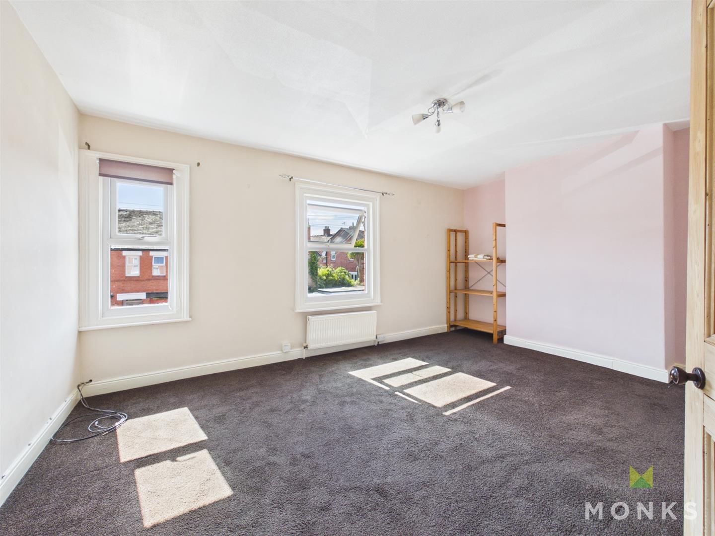24 Victoria Street, Oswestry, SY11 2BP For Sale